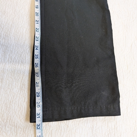 Figs Women's Black Scrubs Pants M Multi pockets Loose Straight Leg - Picture 10 of 11